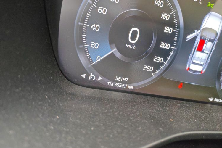 沃尔沃XC40 2021款 T4 四驱智行时尚版中控内饰15