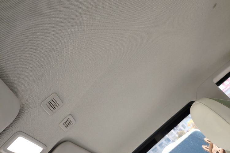 吉利银河 2025款 210km 熊猫骑士中控内饰22