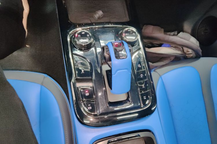 超境汽车 共创坦克300 2023款 2.0T 赛博骑士中控内饰18