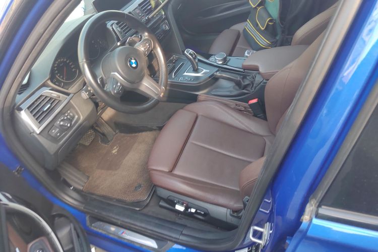 宝马3系 2019款 320Li M运动套装局部细节19