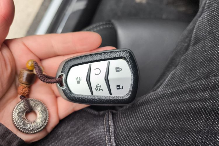 凯迪拉克XT5 2022款 2.0T 四驱豪华型（蜂鸟版）中控内饰7001