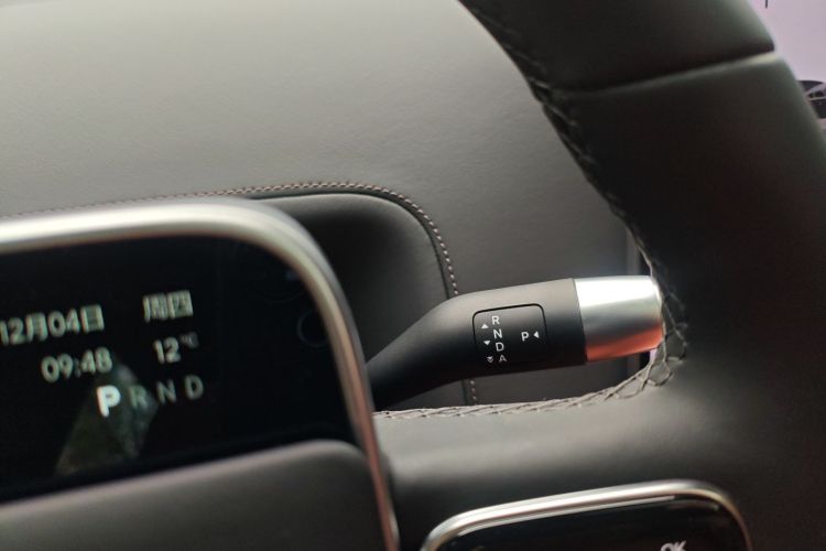 理想汽车 理想L8 2025款 Max 智能焕新版局部细节18