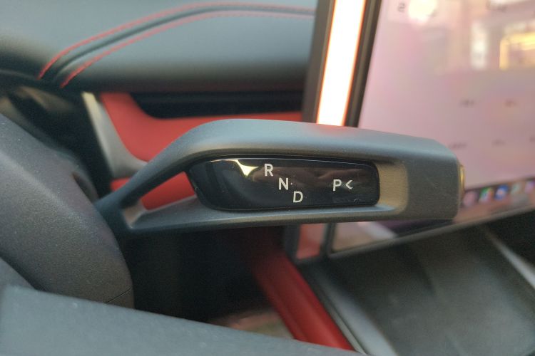 小米汽车 小米SU7 2024款 四驱超长续航高阶智驾Max版中控内饰18