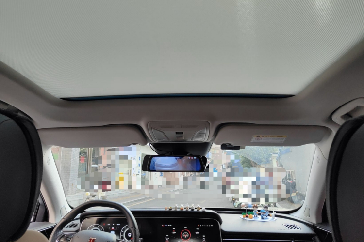 红旗HS5 2022款 2.0T 智联旗享四驱版中控内饰22