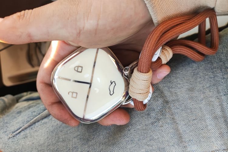 五菱汽车 宏光MINIEV 2025款 四门版 臻享+款中控内饰11