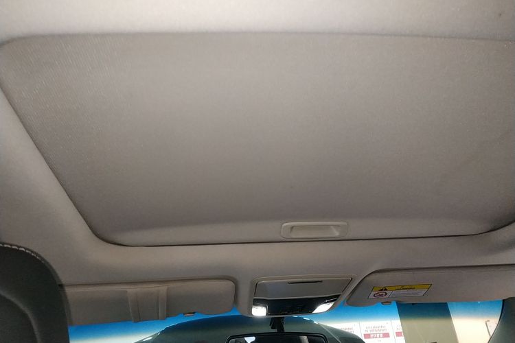 本田 艾力绅 2016款 2.4L 豪华版局部细节22