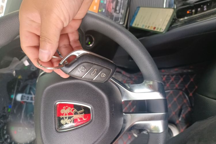 荣威i5 2020款 1.5L 自动4G互联领豪旗舰版中控内饰7001