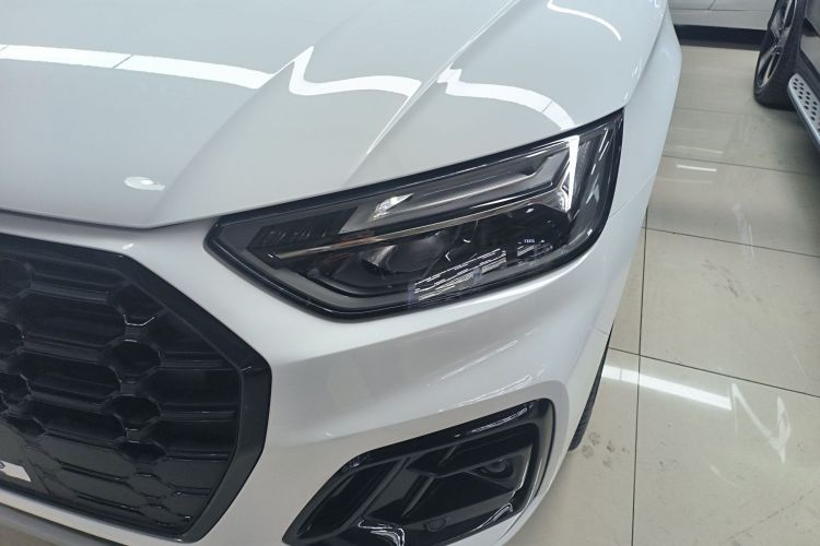 奥迪Q5L 2022款 40T 时尚动感型局部细节36