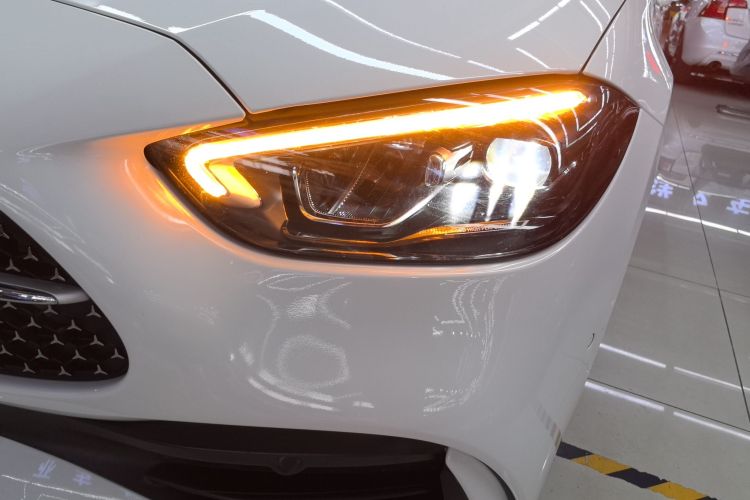 奔驰C级 2022款 改款 C 200 L 运动版局部细节36