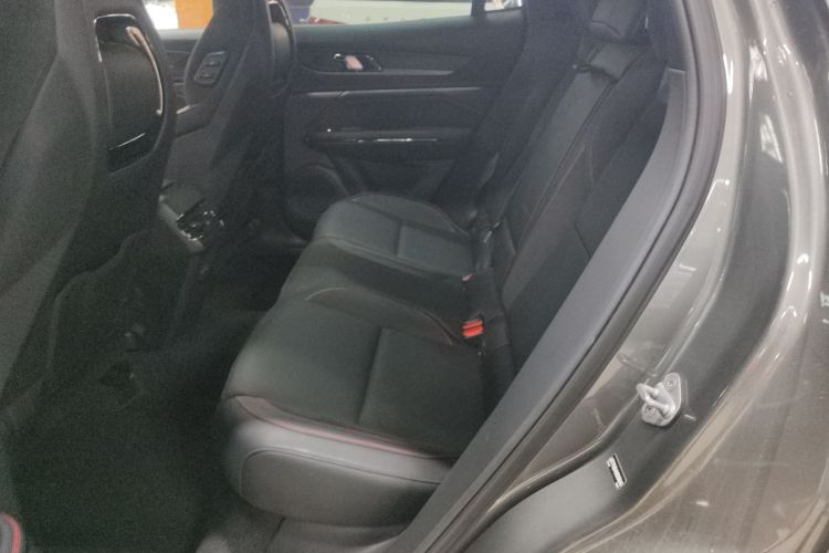 领克05 2022款 2.0TD 四驱劲Halo中控内饰21