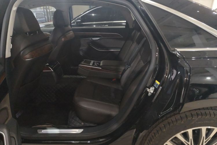 奥迪A8 2021款 A8L 55 TFSI quattro 豪华型中控内饰21
