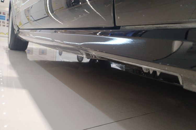 奥迪A6L 2018款 30周年年型 35 TFSI 时尚型局部细节9001