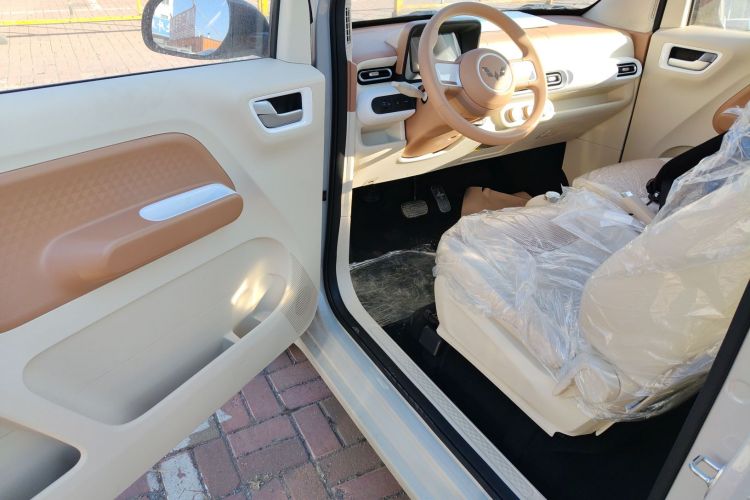 五菱汽车 宏光MINIEV 2024款 第三代 215km 青春版中控内饰20