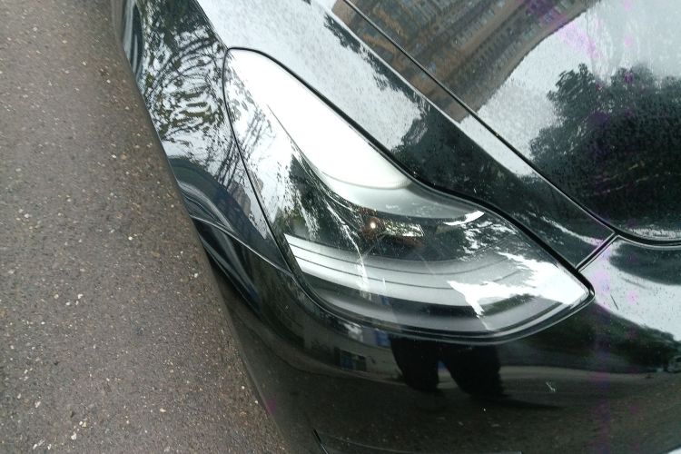 特斯拉 Model 3 2021款 标准续航后驱升级版车身外观8