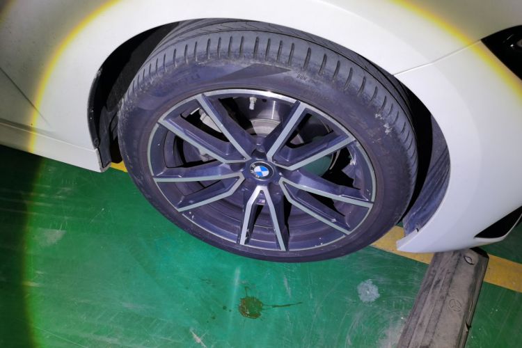 宝马3系 2023款 320Li M运动套装车身外观6007