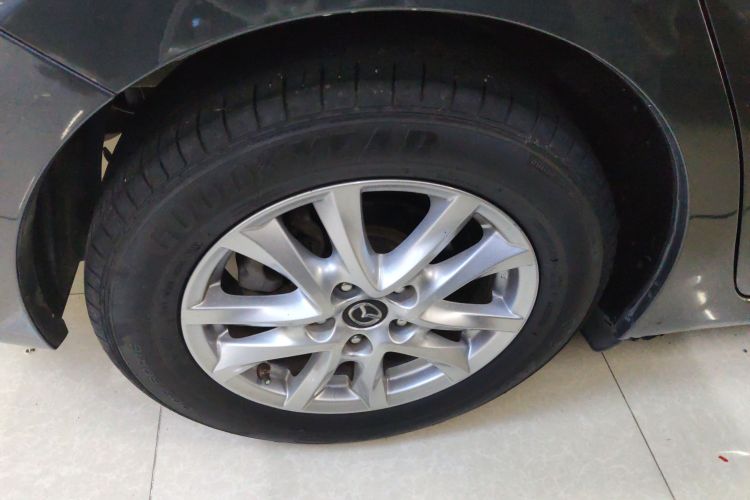 马自达3 昂克赛拉 2017款 三厢 1.5L 自动舒适型 国VI车身外观6003