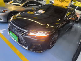 雷克萨斯LS 2021款 500h 卓越版