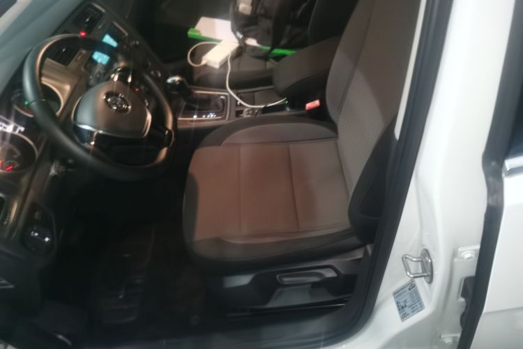 大众 高尔夫 2015款 1.6L 自动舒适型中控内饰19