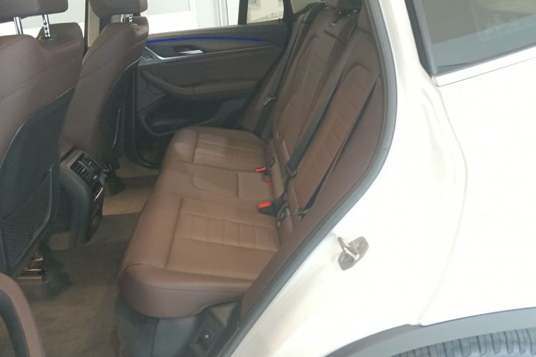 宝马X3 2021款 xDrive28i 豪华套装中控内饰21