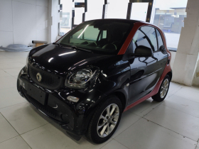 smart fortwo 2018款 1.0L 52千瓦硬顶灵动版 国V