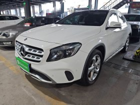 奔驰GLA 2019款 GLA 200 动感型