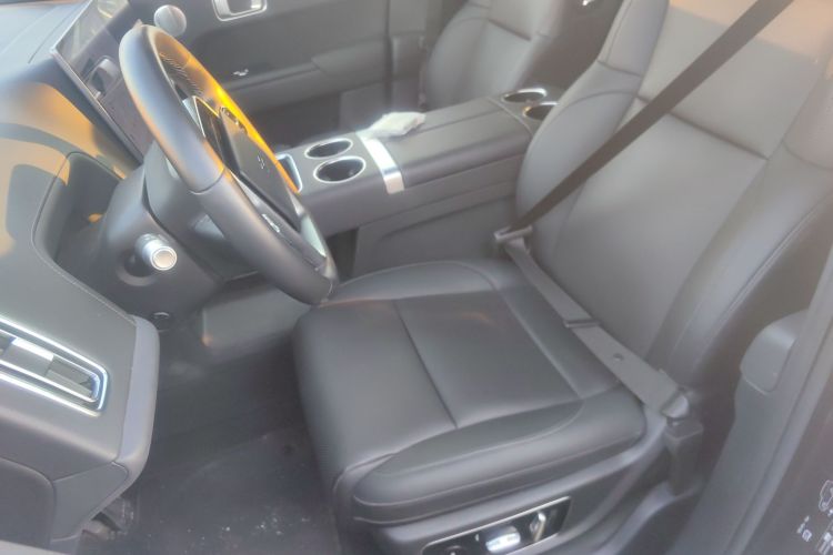 理想汽车 理想L8 2024款 Max局部细节19