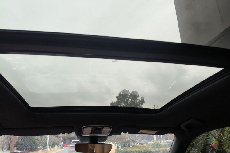 理想汽车 理想ONE 2021款 增程6座版局部细节22