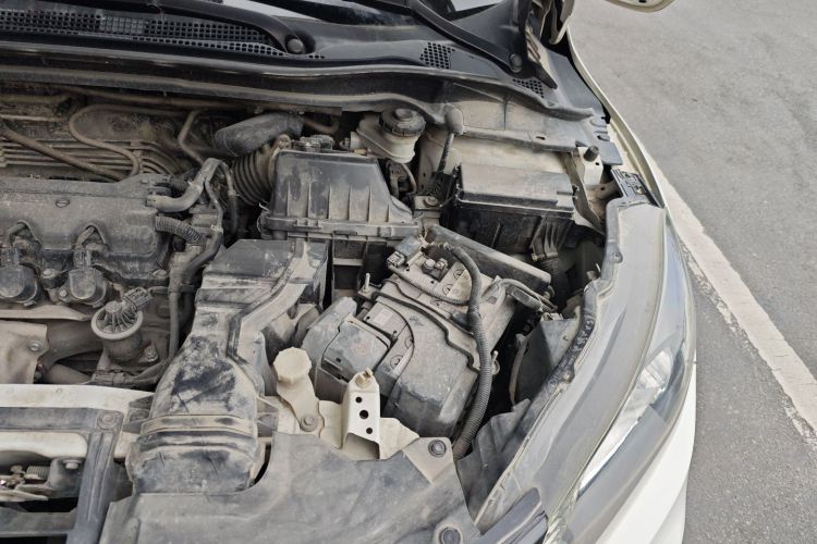 本田 缤智 2015款 1.8L CVT两驱精英型局部细节9007