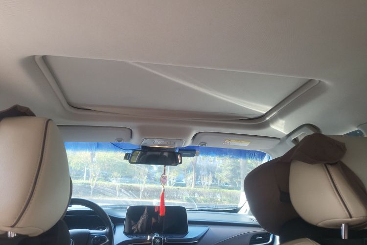 别克GL8 2020款 陆上公务舱 652T 豪华型中控内饰22