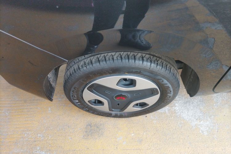 五菱汽车 五菱之光新能源 2025款 201km 舒适型车身外观6008