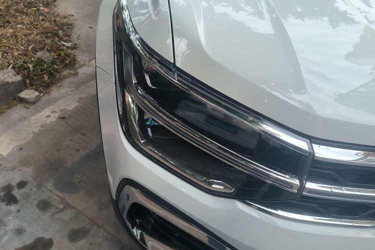 大众 途岳 2024款 300TSI 两驱满月版车身外观8