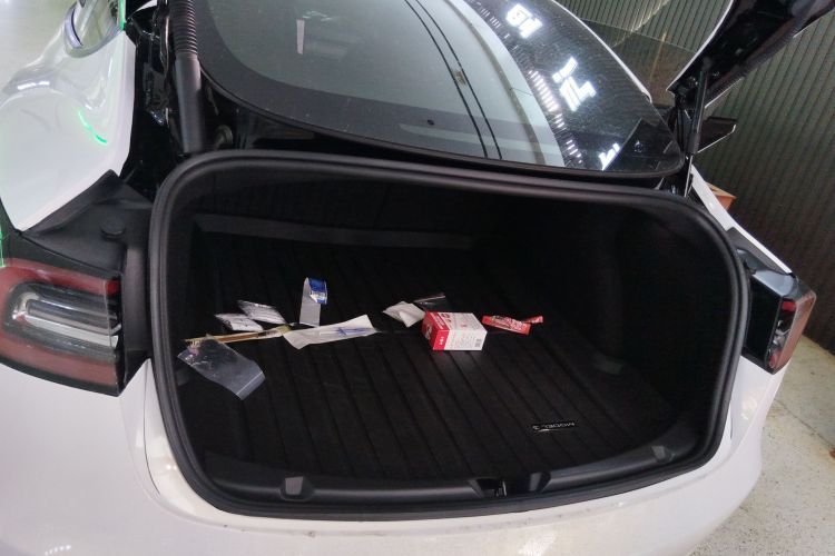 特斯拉 Model 3 2022款 后轮驱动版局部细节23