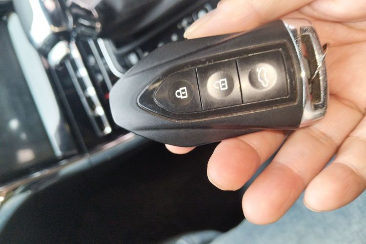 猎豹汽车 猎豹CS9 2017款 1.5L CVT风尚型中控内饰11