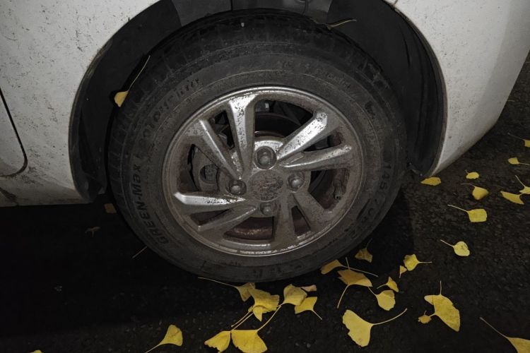 五菱汽车 宏光MINIEV 2020款 悦享款 三元锂车身外观10