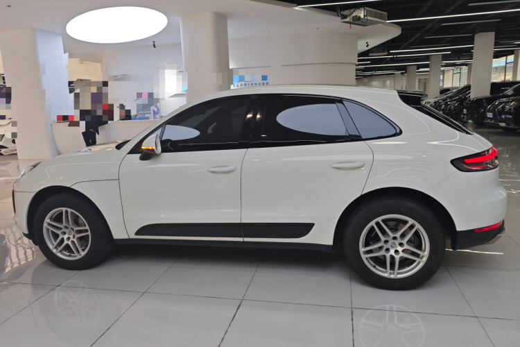 保时捷 2021款 Macan 2.0T车身外观4