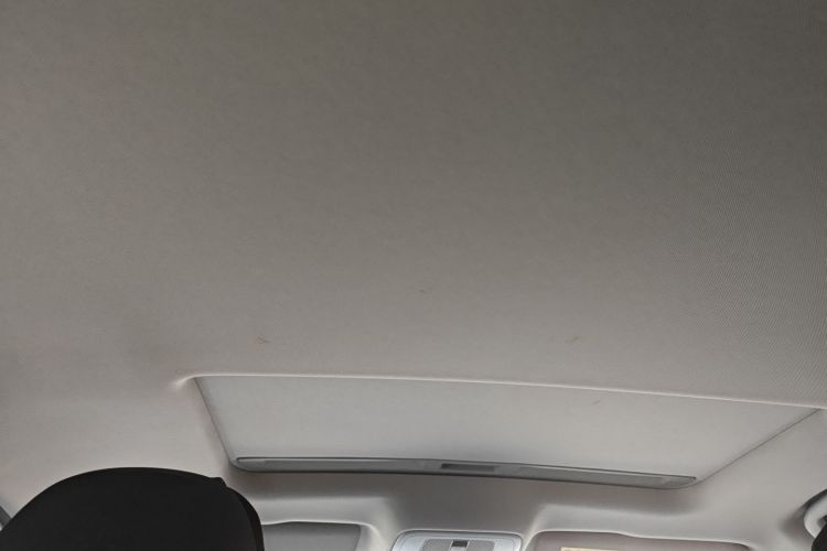 荣威i6 MAX 2020款 300TGI 自动爽酷版中控内饰22