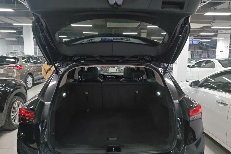 别克 2022款 昂科威S 552T 两驱豪华型机舱底盘23