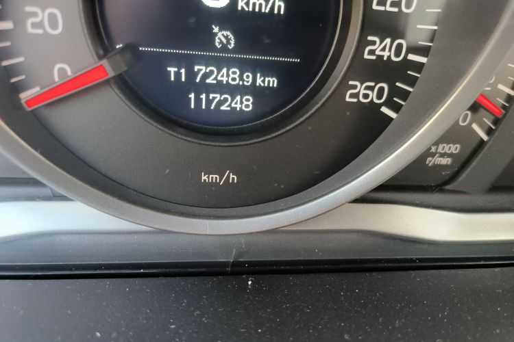 沃尔沃XC60 2017款 T5 智进版中控内饰15