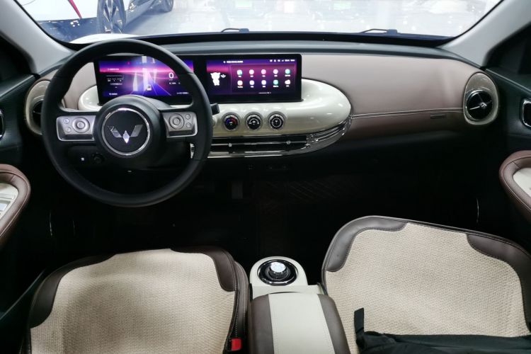 五菱汽车 五菱缤果 2023款 410km 灵犀尊享款中控内饰7002