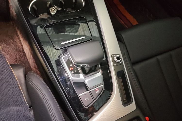 奥迪A5 2023款 Sportback 40 TFSI 时尚动感型中控内饰18