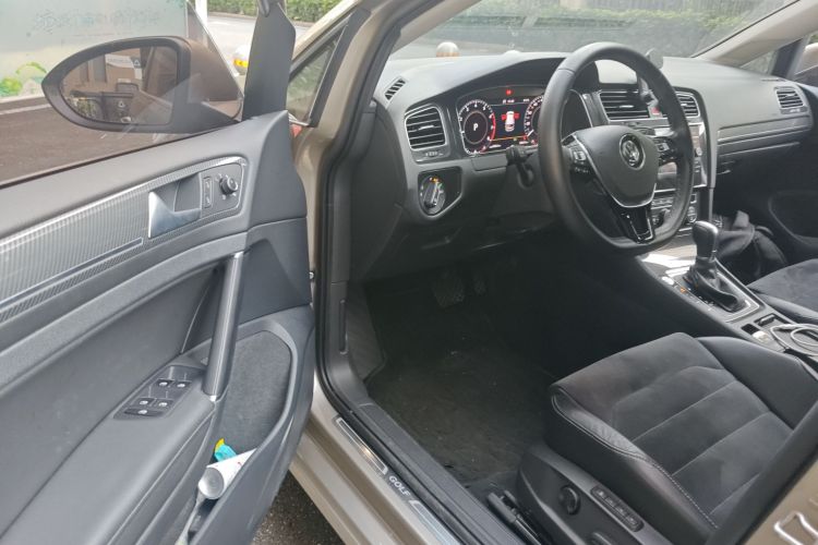 大众 高尔夫 2018款 280TSI 自动旗舰型中控内饰7003