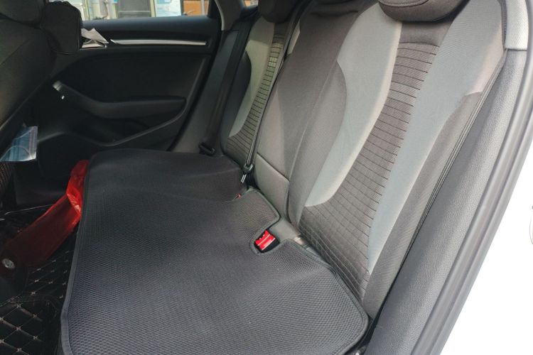 奥迪A3 2018款 30周年年型 Limousine 35 TFSI 运动型中控内饰21