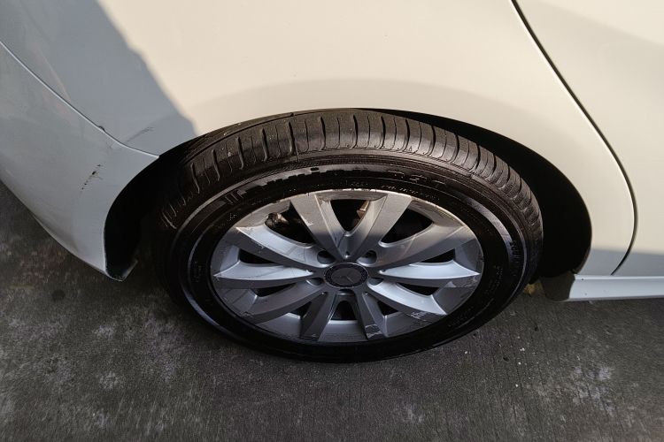 奔驰A级(进口) 2017款 A 180车身外观6008