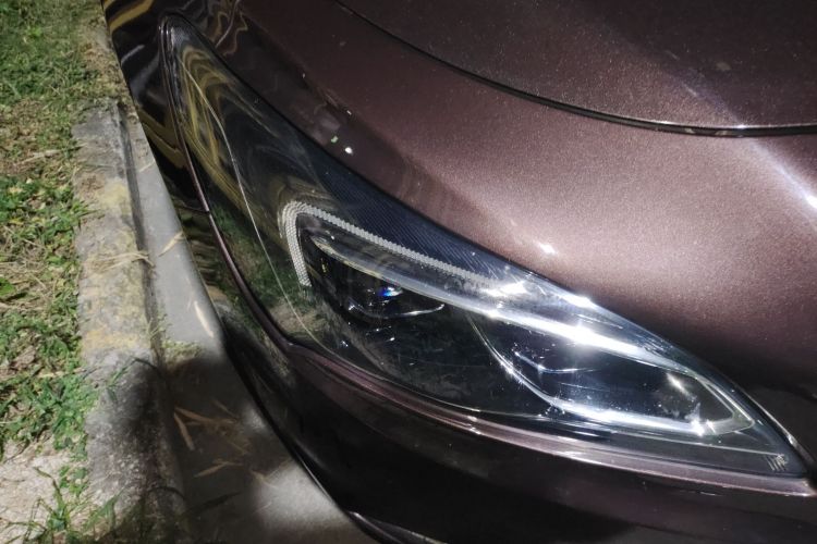 别克 君越 2016款 28T 豪华型车身外观8