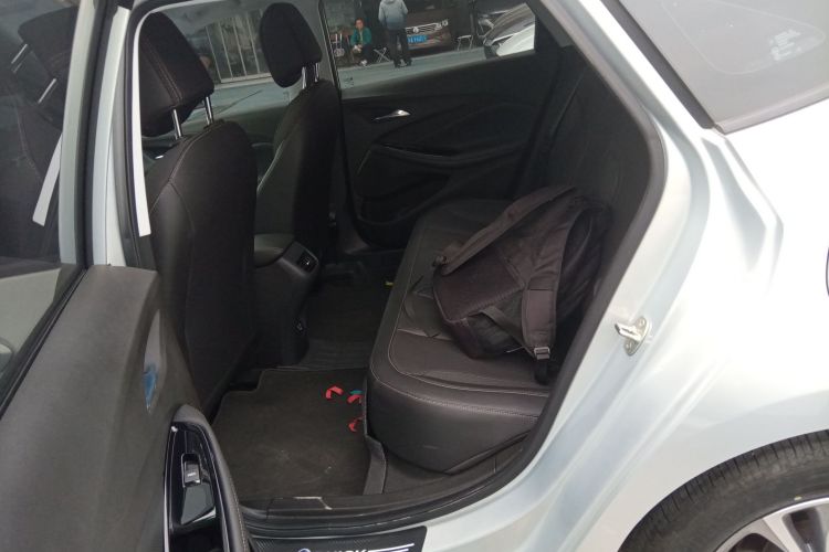 别克 威朗 2023款 Pro 乐享版中控内饰7004