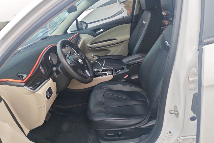 别克 威朗 2018款 三厢 15S 自动领先型中控内饰19