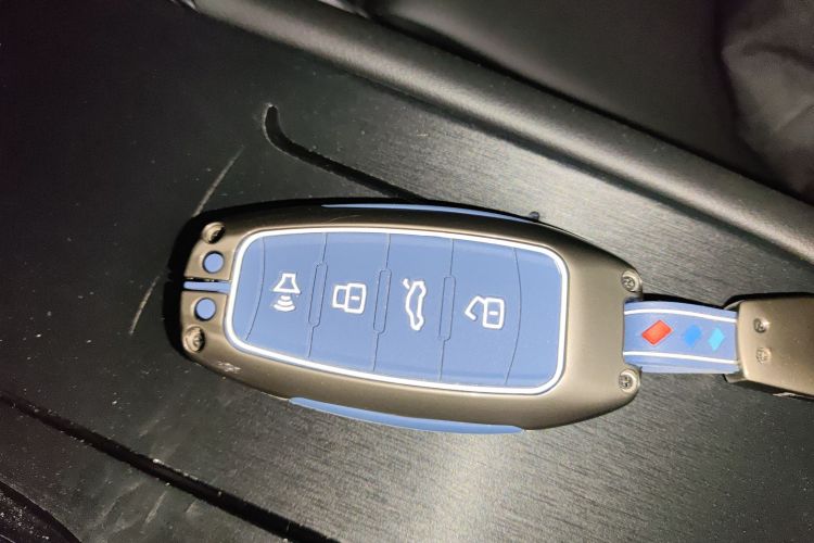 哈弗H6 2022款 第三代 1.5T 自动两驱Max中控内饰11