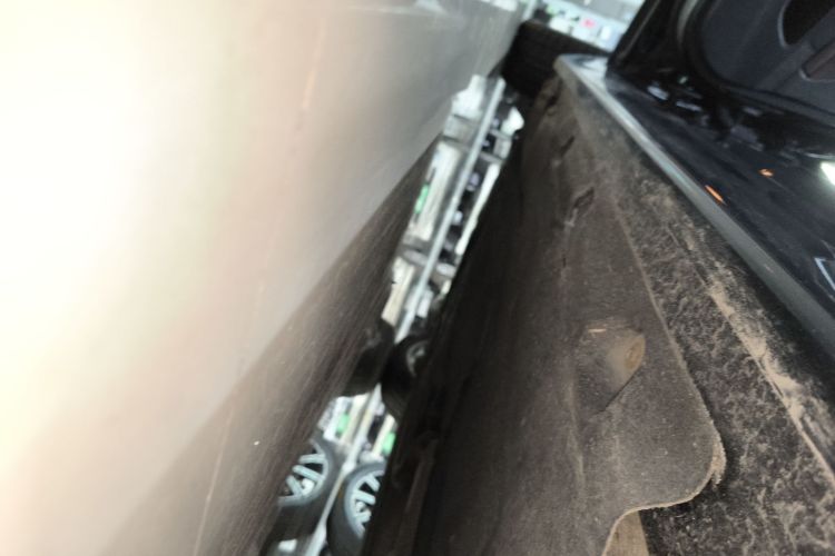 宝马5系 2014款 525Li 豪华设计套装局部细节9002