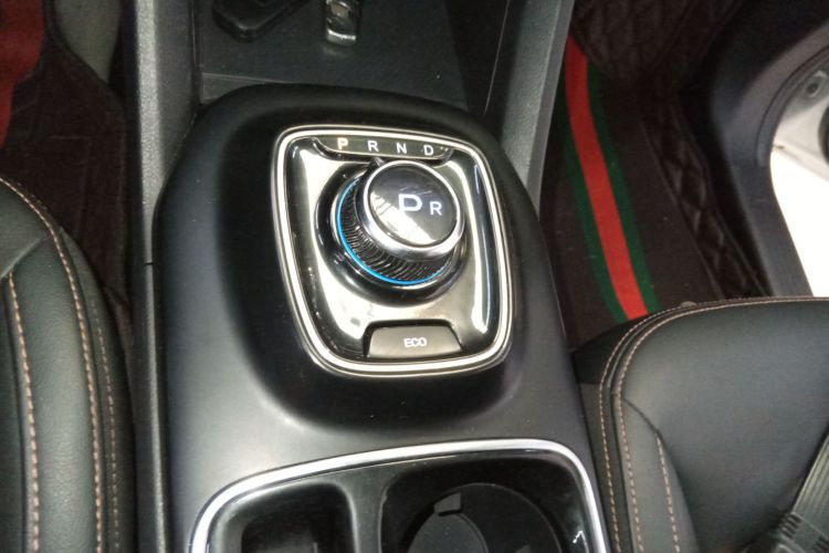 埃安 传祺GE3 2017款 310 智享版中控内饰18