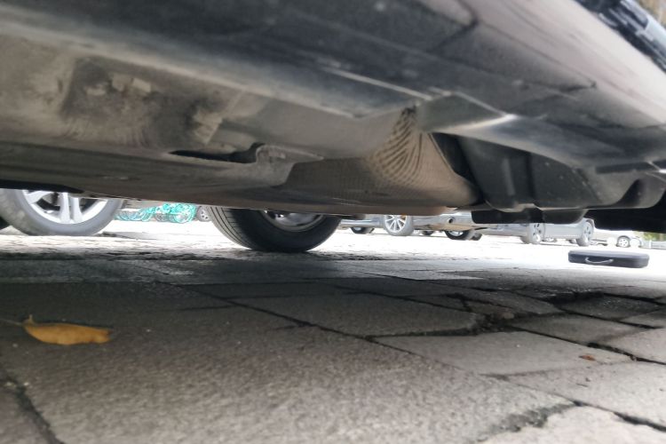 福特 蒙迪欧 2013款 2.0L GTDi200豪华型局部细节9003